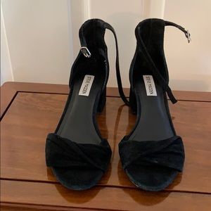 Women’s Steve Madden suede sandals, gently worn.